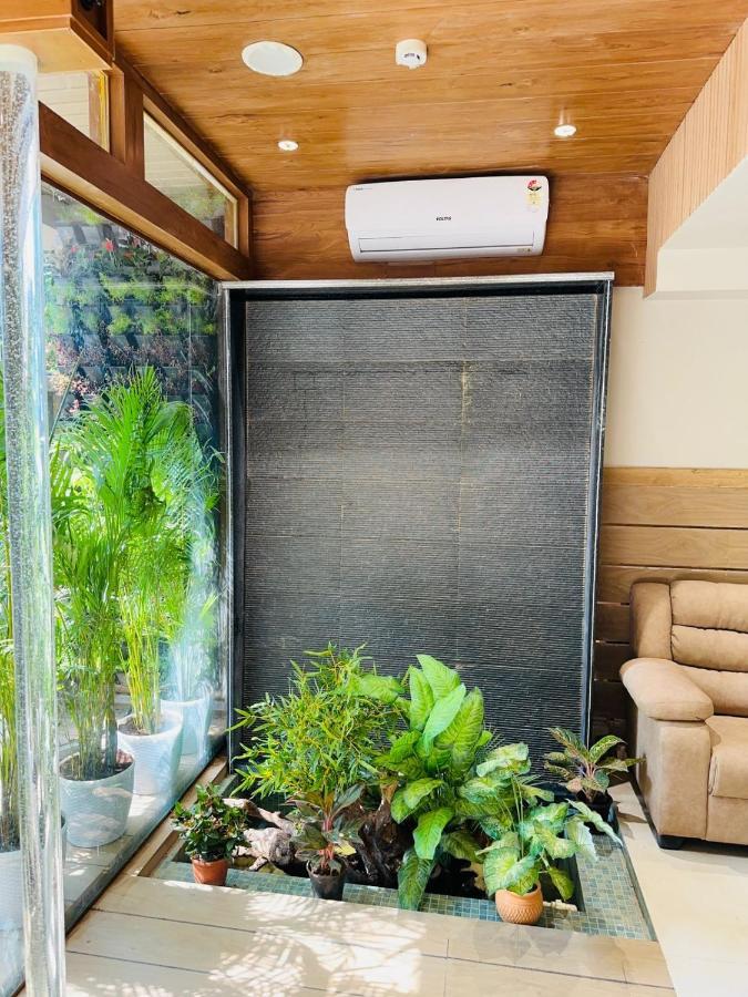 מומביי Hotel Amber Paramount מראה חיצוני תמונה